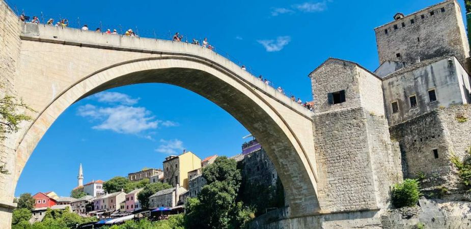 Настаняване в 2* или 3*