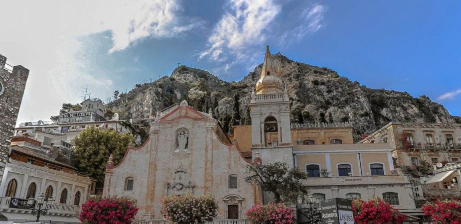 Настаняване в 2* или 3*