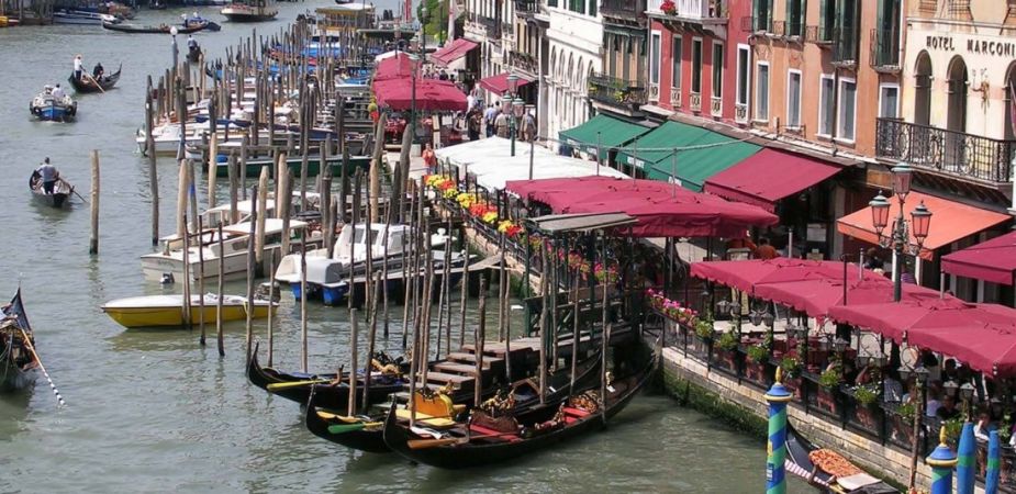 Настаняване в 2* или 3*