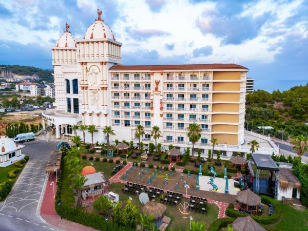 OZ HOTELS SUI RESORT