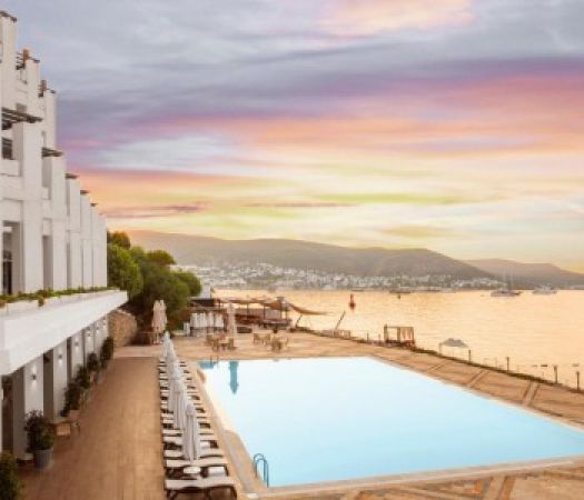 LA QUINTA BY WYNDHAM (EX. MAVI KUMSAL HOTEL)